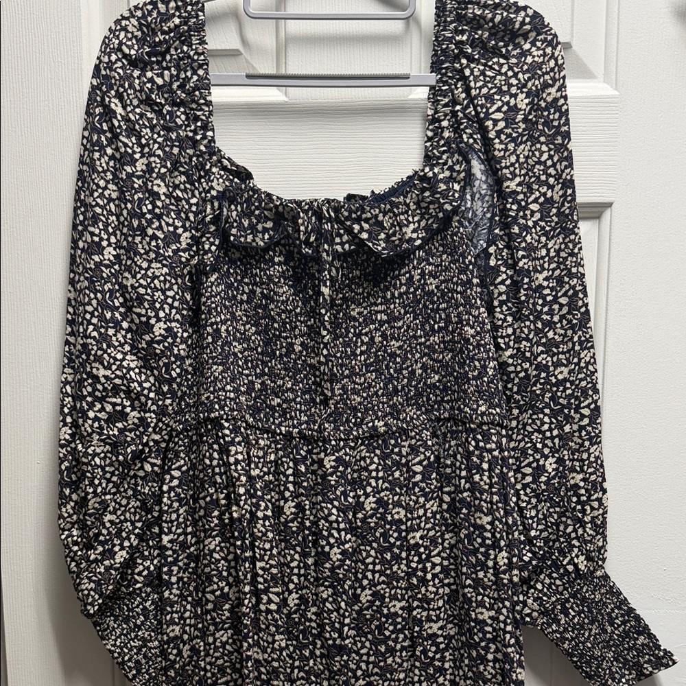 Women's Navy and Cream Floral Smocked Peasant dress